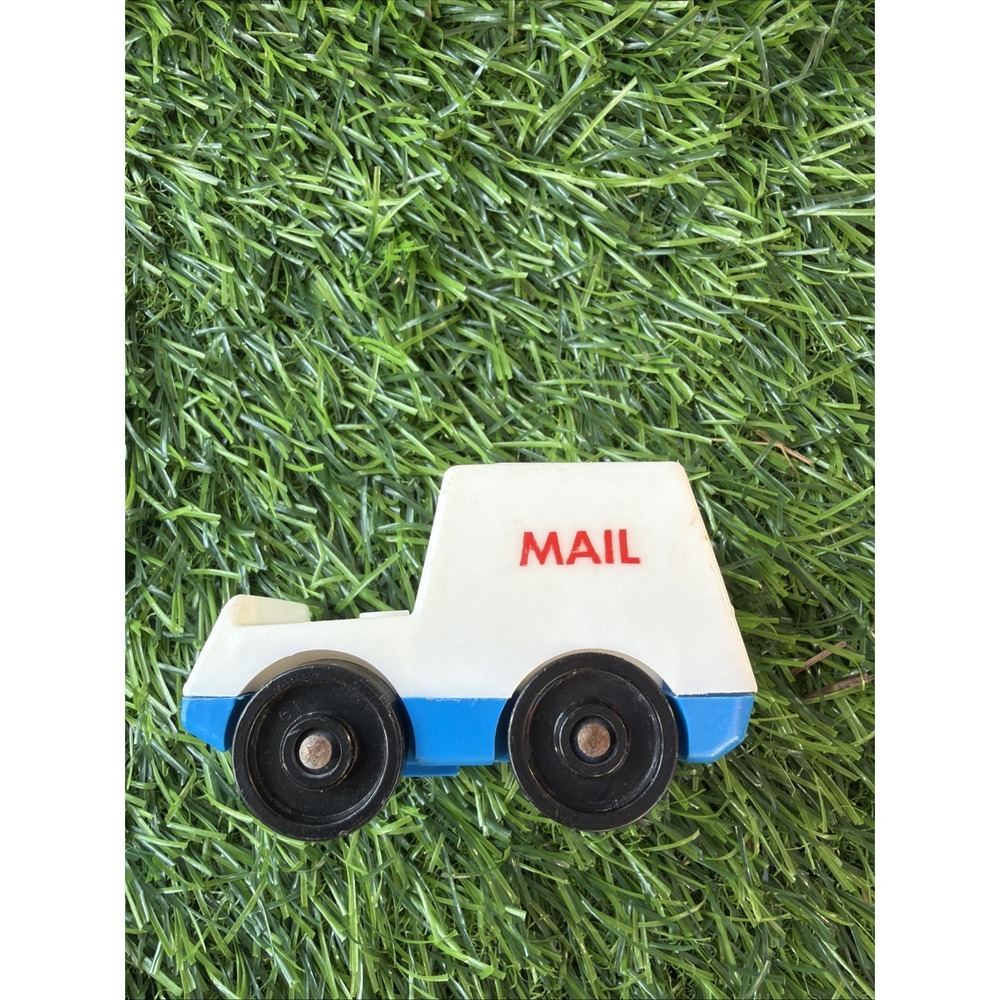 Vintage Fisher-Price Little People 997 Village part MAIL TRUCK vehicle Great!